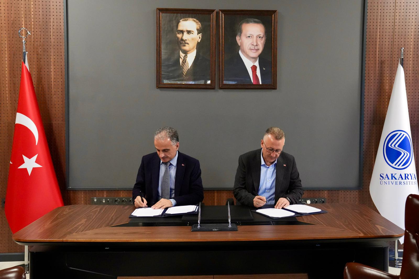 Adapazarı Belediyesi ile SAÜ’den öğrenci ve akademisyenlere özel kültürel iş birliği