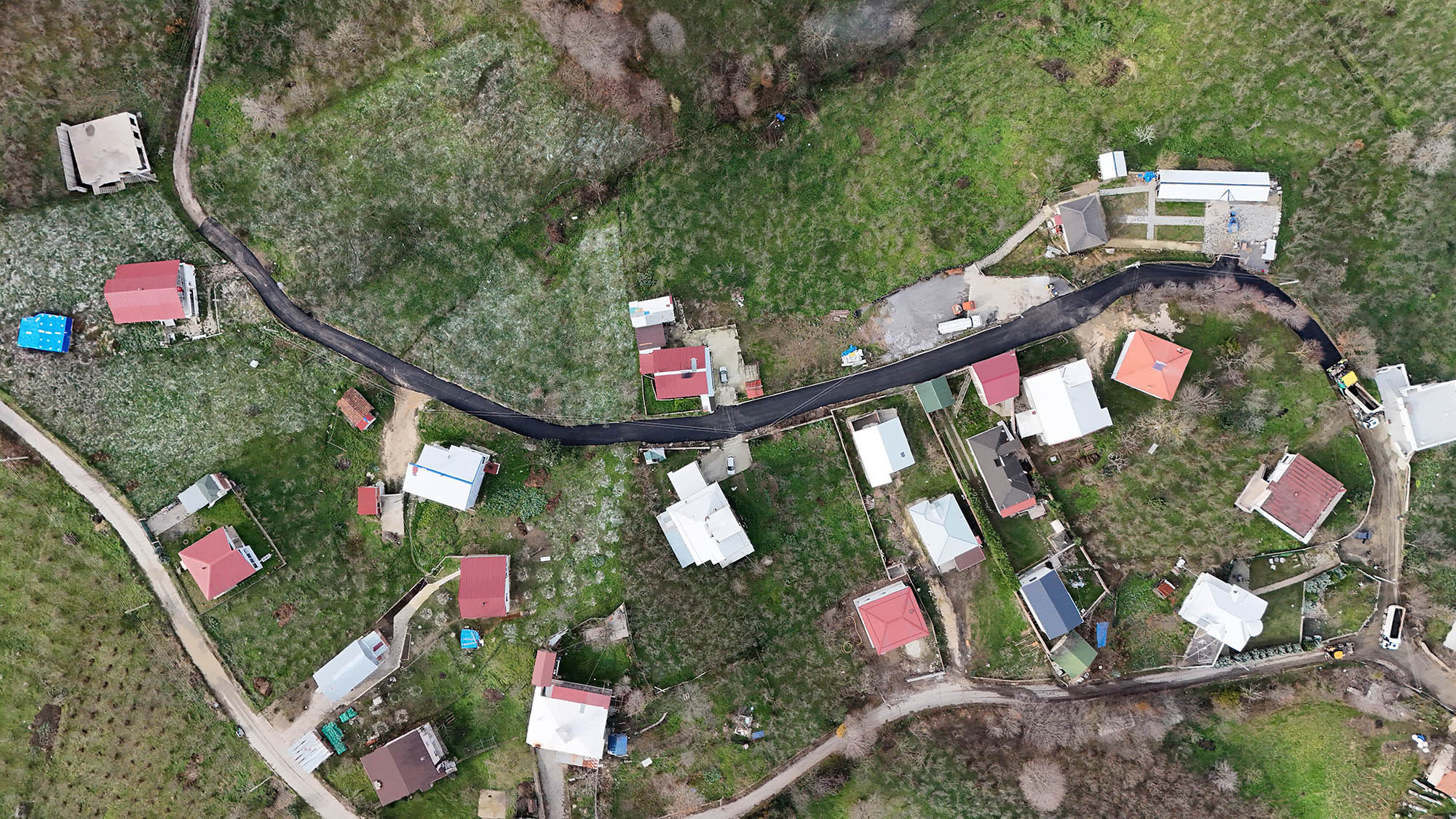 Erenler’de 6 kilometrelik asfalt mesaisi