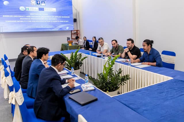 Otomatik taslak toplantısı, basın merkezi etkinliği ve medya temsilcileriyle yapılan önemli görüşmel.