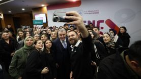 GENÇ2030 Projesi ile Gençlik Merkezlerinde Bilişim Atölyeleri Dijital ve Yapay Zeka Odaklı Yenileniyor