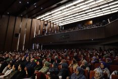 Yazar Hayati İnanç, Sakarya’da Ramazan’ın Manevi Anlamı Üzerine Konuştu