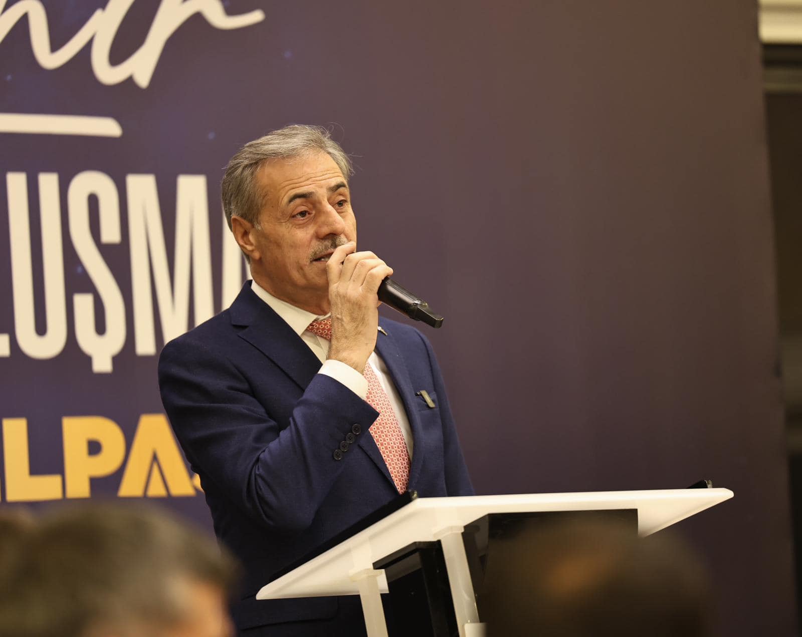“1 milyon 100 bin vatandaşımızın sorumluluğuyla hareket ediyoruz”