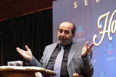 Serdivan’da Ramazan’ın Manevi Derinliği ve Kulluk Üzerine Söyleşi Düzenlendi