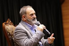 Serdivan’da Ramazan Akşamında Dursun Ali Erzincanlı İle Şiirlerde Maneviyat Buluşması