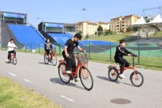 Sakarya’da Liseliler Ayçiçeği Bisiklet Vadisi’nde Bilim ve Sanatla Buluştu