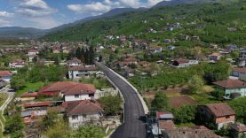 Akyazı'da 8 Kilometrelik Yolun Asfaltlama Çalışmaları Başladı: 3 Mahallede Üstyapı Yenileniyor