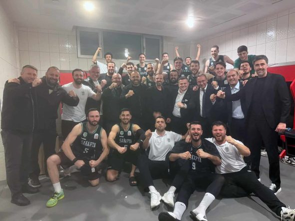 Büyükşehir Basketbol Takımı, Çiftlikköy Galibiyetiyle Play-Off Yarı Finaline Yükseldi