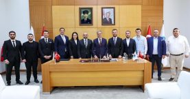 Sakarya GİAD’dan Belediye Ziyaretinde Sürdürülebilir Kalkınma ve Fidan Bağışı Vurgusu