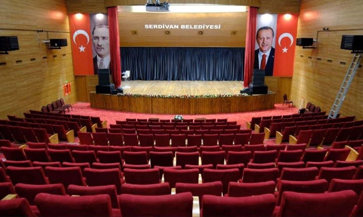 Serdivan Kongre ve Konferans Salonu Yenilenerek Modern Standartlara Ulaştırıldı