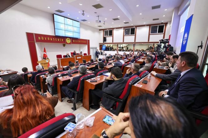 Serdivan’da Sekiz Mahallenin Kırsal Statü Dosyası İmar Komisyonu’nda Değerlendiriliyor