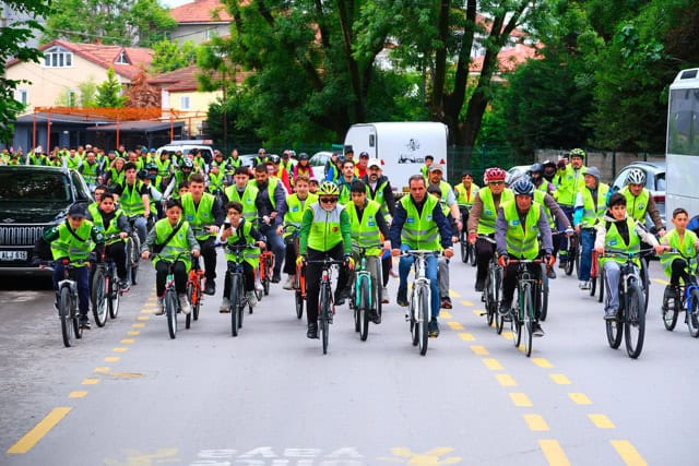 Sakarya’da Trafik Haftası’nda Bisiklet Turu ile Güvenli Ulaşım Mesajı